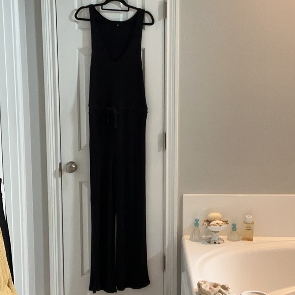 NWOT Beyond Yoga Jetsetter Black Ribbed Jumpsuit w/ Drawstring Waistband - Picture 5 of 12